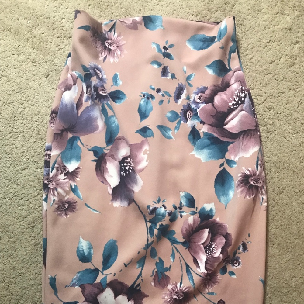 Women’s floral high waisted pencil skirt - Large